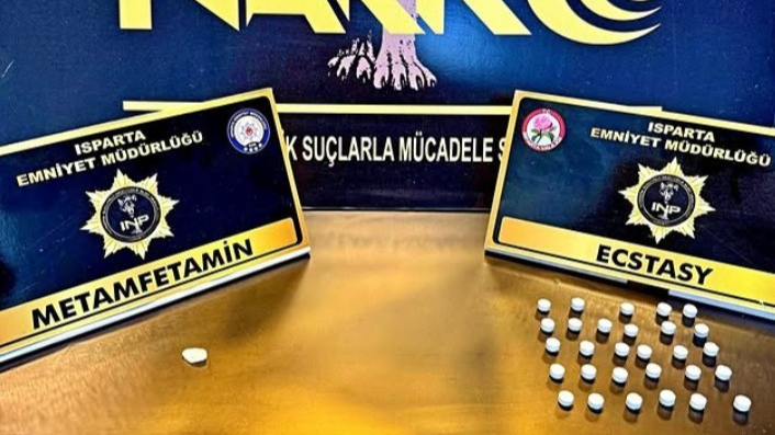 Narkotik Operasyonu: Ecstasy Ve Metamfetamin Ele Geçirildi