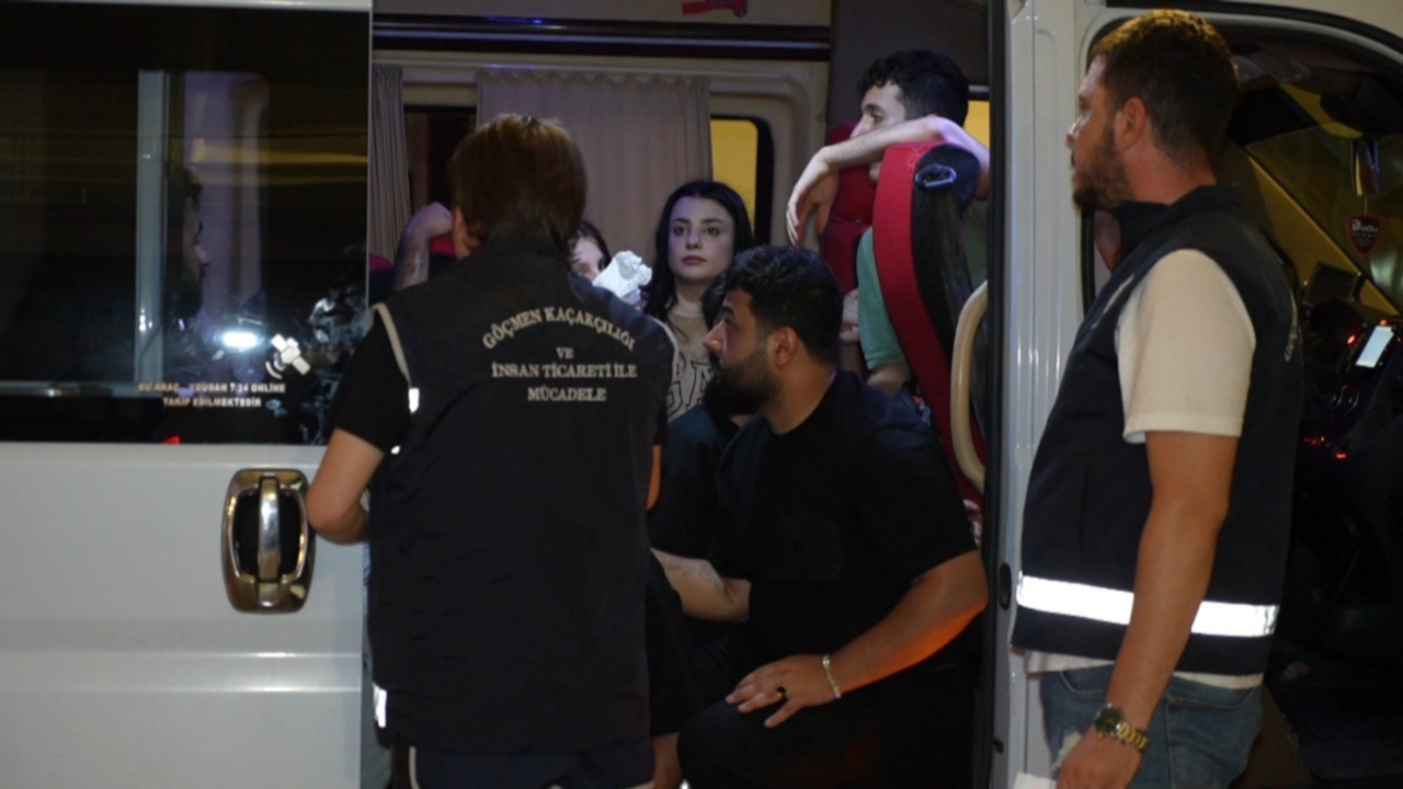Kaçak Göçmen Operasyonu: 27 Kişi Yakalandı