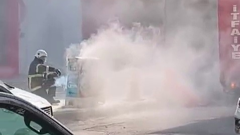 Sıcağa Dayanamayan Trafo Alev Aldı