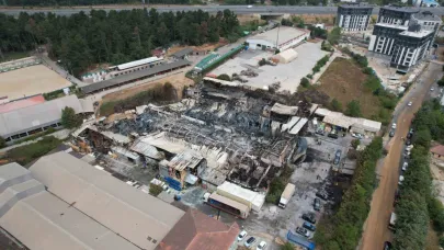 Küle Dönen Sünger Fabrikası Havadan Görüntülendi