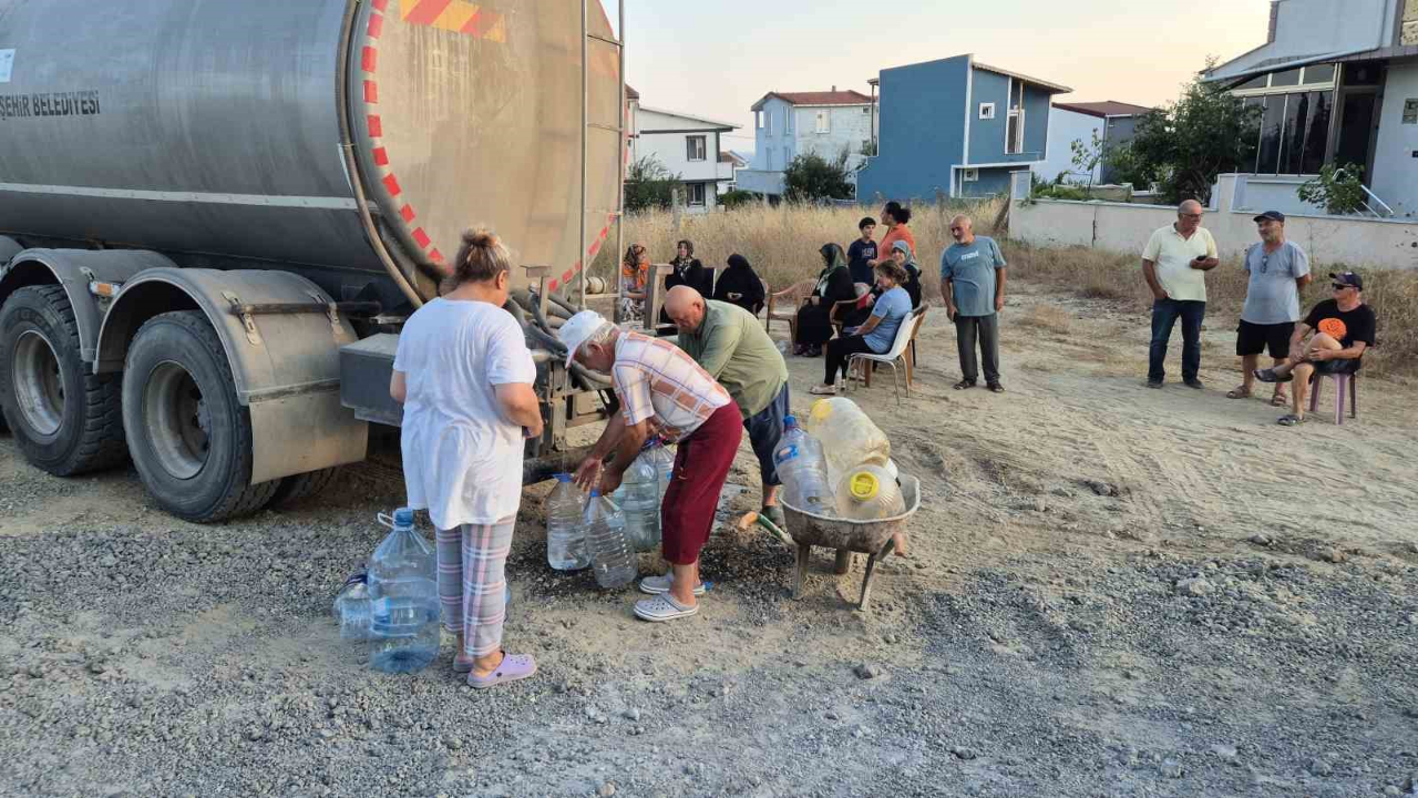 90’lar Geri Döndü:  Bidonla Yaşam Mücadelesi