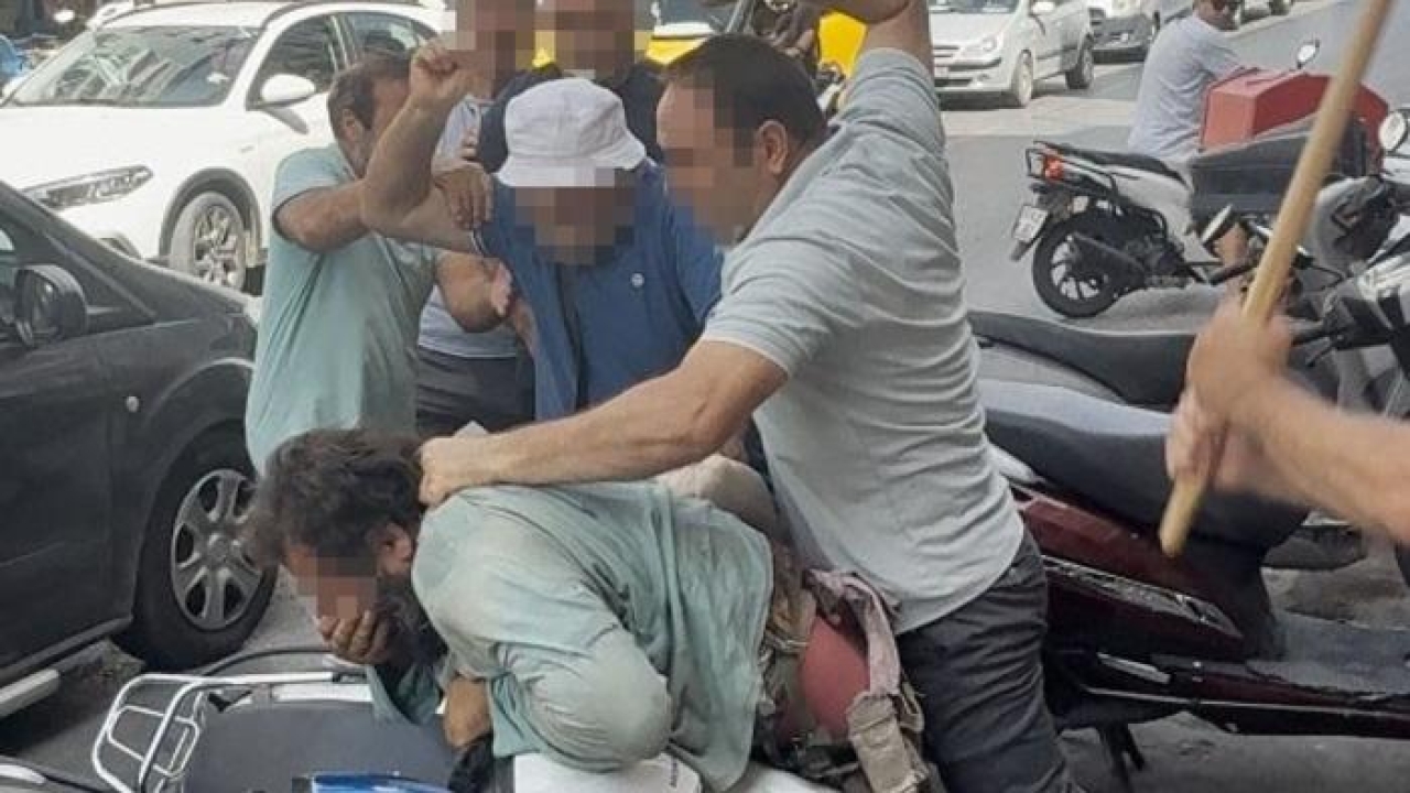 Az Kalsın Linç Ediliyordu... Yol Ortasında Öldüresiye Dövdüler