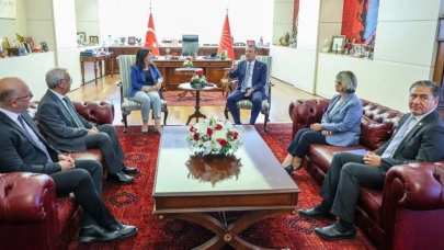 DEM Parti Heyeti CHP Lideri Özgür Özel'i Ziyaret Etti!