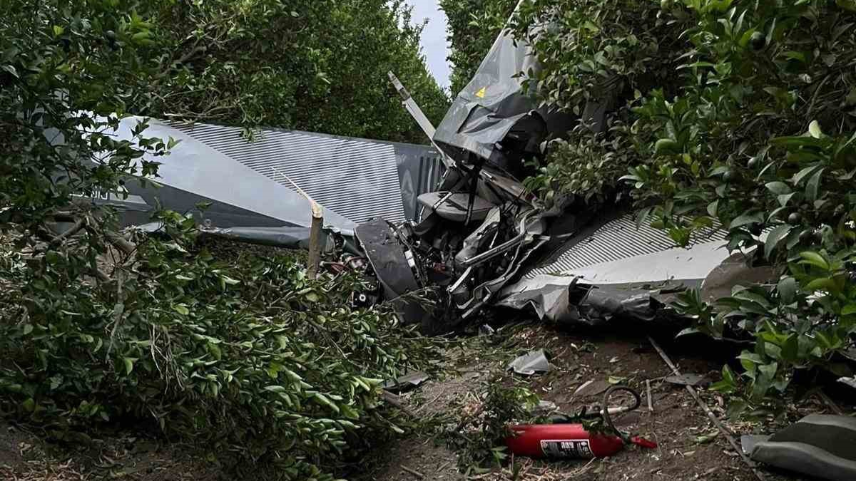 Eğitim Uçağı Düştü! Pilot ve Yolcu Ağır Yaralı