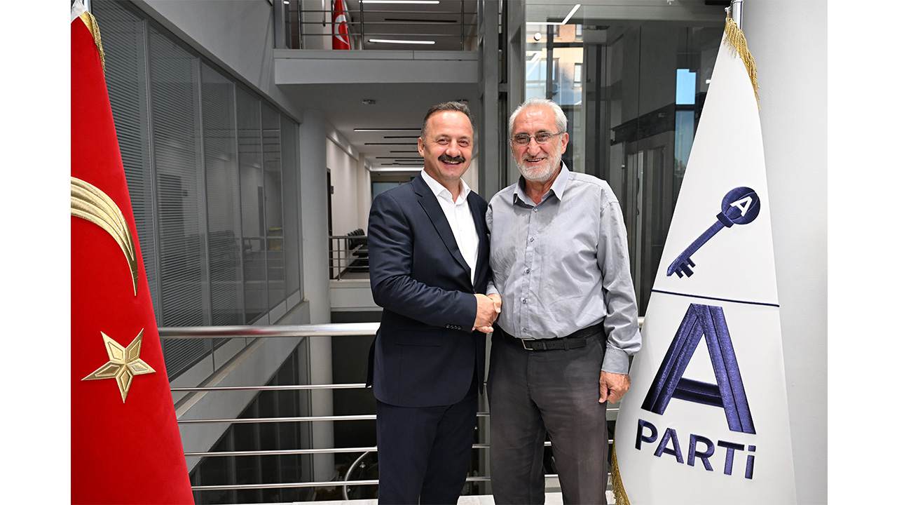 Adana’da Siyasi Sürpriz:Gizzik Duran’ın Torunu Anahtar Parti’de