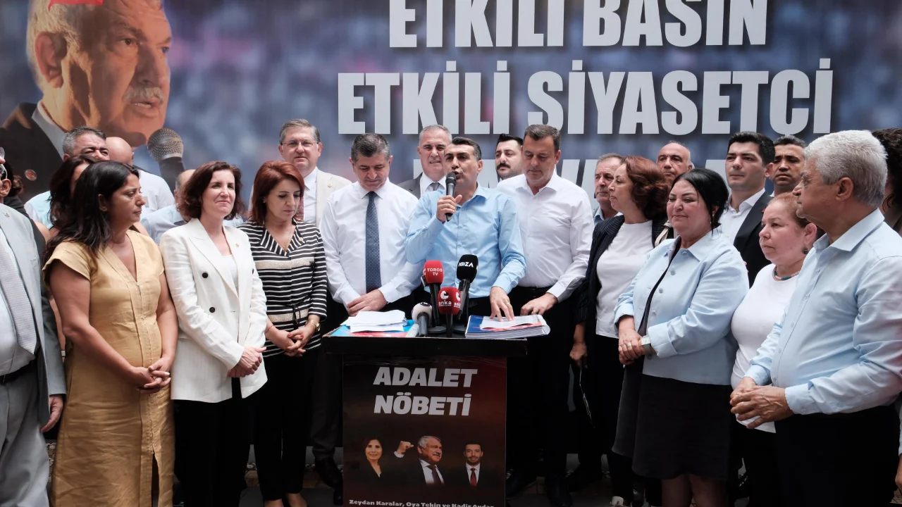 CHP Heyeti Adana’da:İlk Durakları Adalet Nöbeti Çadırı Oldu
