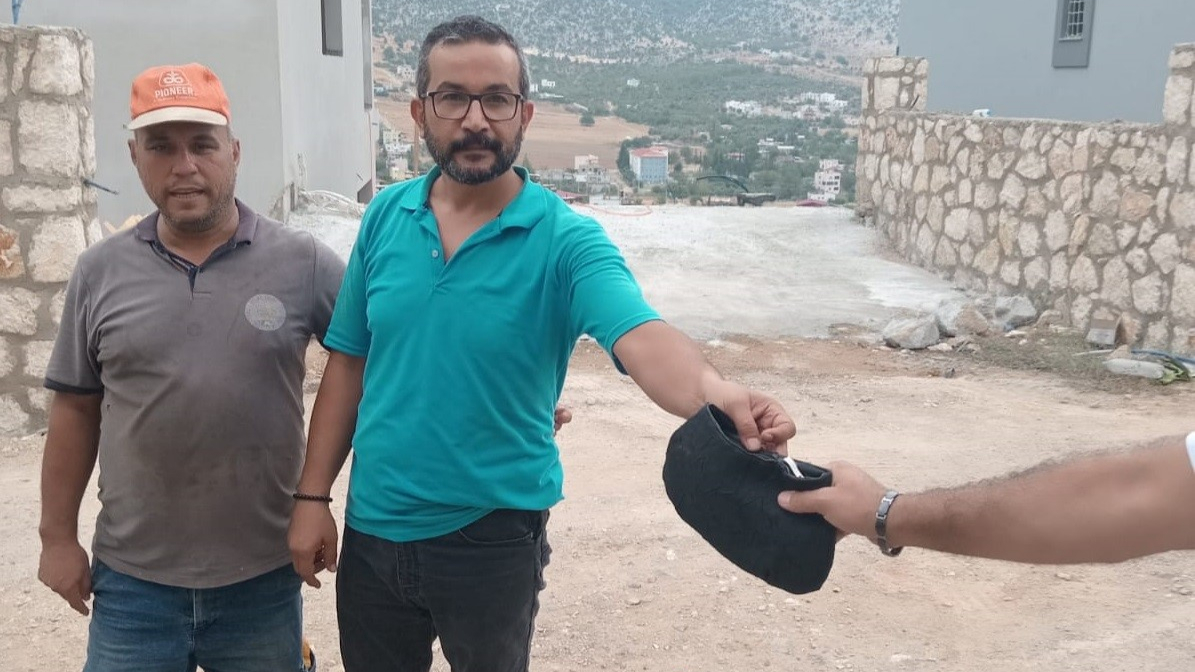 Yanlışlıkla Çöpe Atmıştı, Belediye Görevlileri Kendisine Teslim Etti
