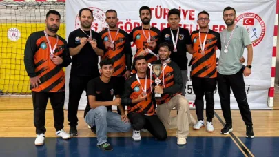 Nacar:"Bu Gençler Alkışlanır"