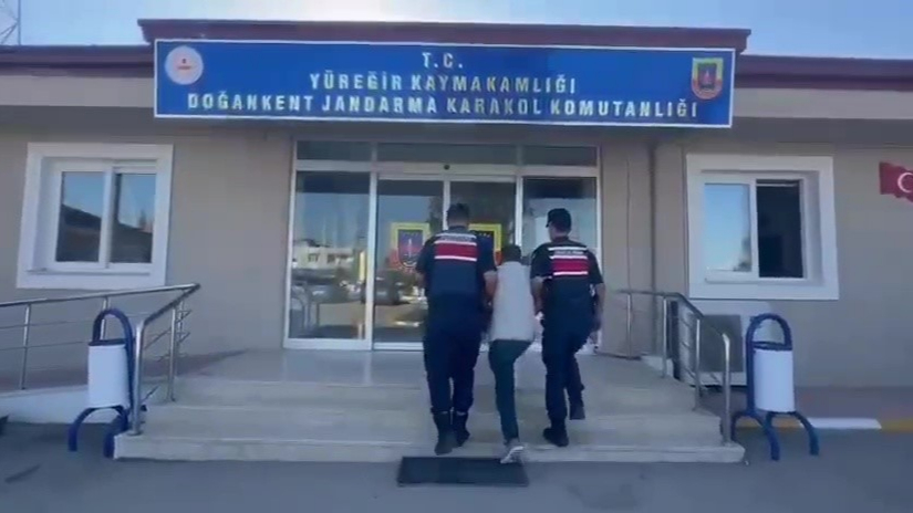 Firari Hükümlü Yakayı Ele Verdi