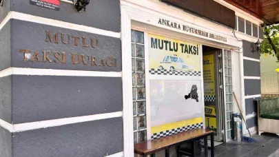 Taksiye Kabul Edilmeyince Kılıçla Saldırdı!