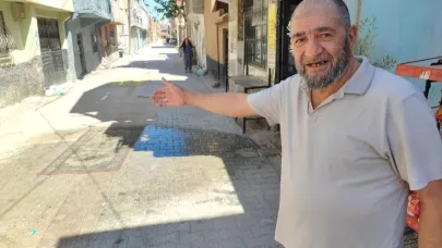 Adanalılardan Belediyeye ''Yola Halı Serme'' Akımıyla Tepki
