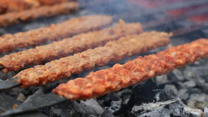Adana Kebabı'ndaki Hileye Dikkat! Başka Bir Şey Yiyor Olabilirsiniz..