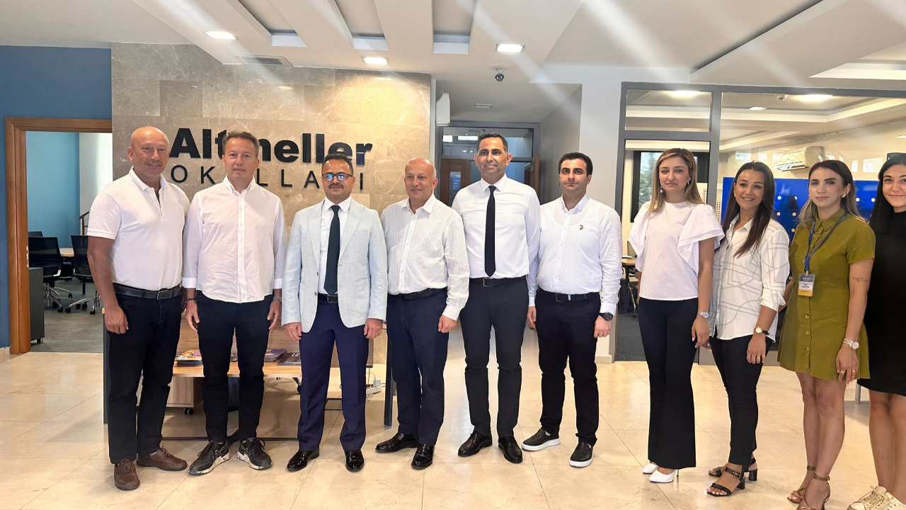 Çukurova Kaymakamı  Alkan, Altıneller’de