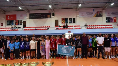Antalya 75. Yıl Cumhuriyet Lisesi 1. Oldu