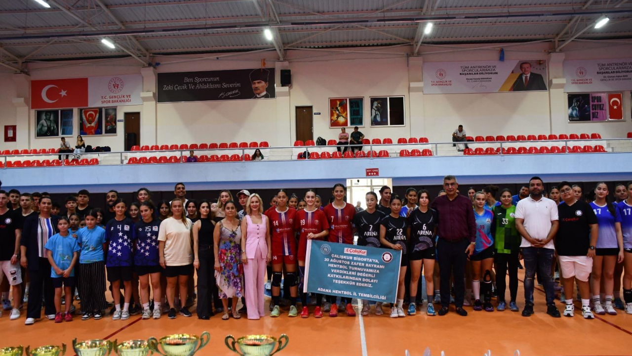 Antalya 75. Yıl Cumhuriyet Lisesi 1. Oldu