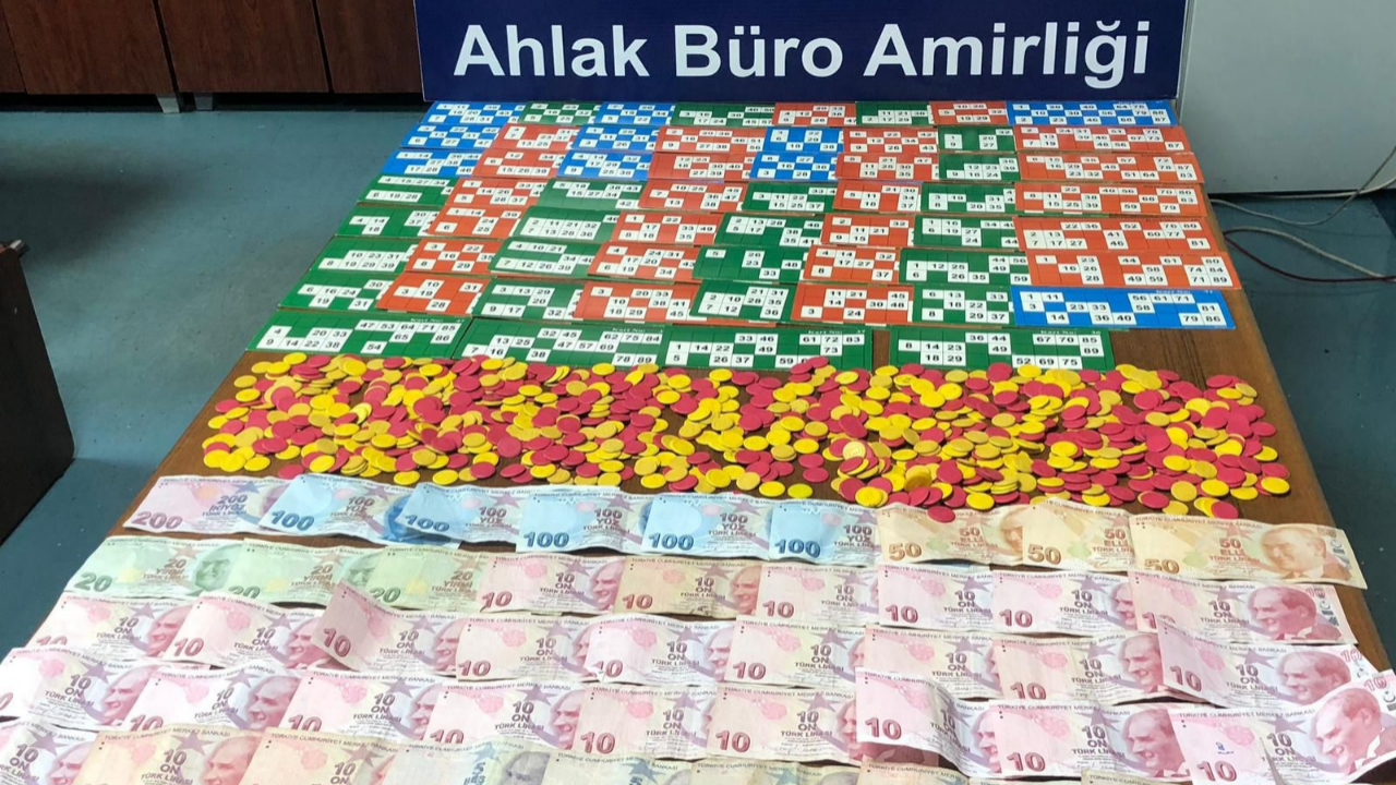 Kahvehane ve Derneklere Kumar Baskını:2,5 Milyon TL Ceza Kesildi