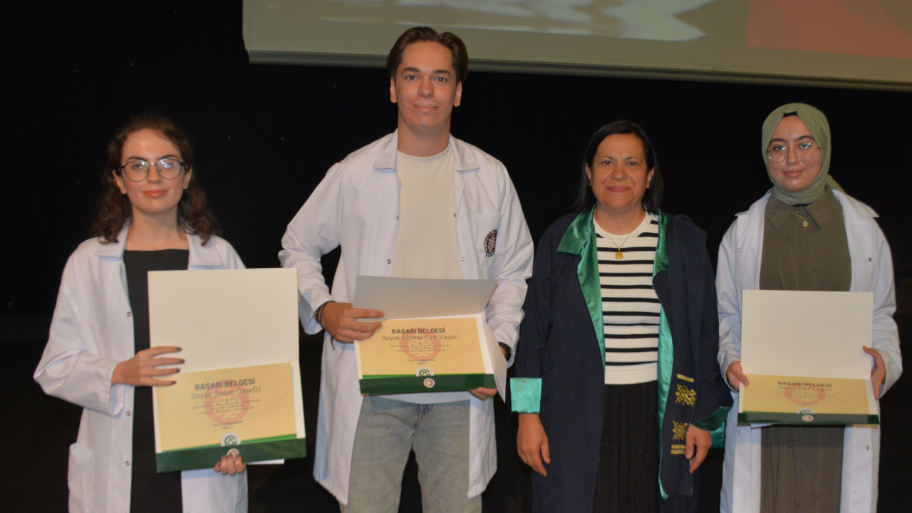 ÇÜ Tıp Fakültesinde &#039;Beyaz Önlük&#039; Töreni