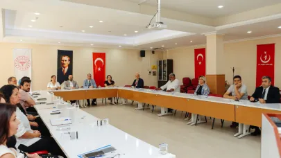 Nacar, İlçelerdeki Sağlık Hizmetlerini Değerlendirdi