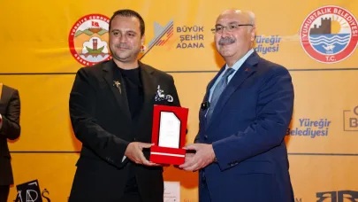 Dr. Gündoğdu’ya Vali Köşger’den Onur Ödülü