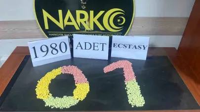 Hoparlörden 2 Bine Yakın Uyuşturucu Hap Çıktı