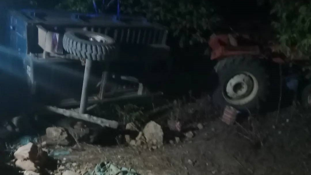 Beyşehir’de Devrilen Traktörün Sürücüsü Hayatını Kaybetti
