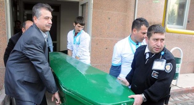 3 kardeş sobadan öldü, anne hastanede