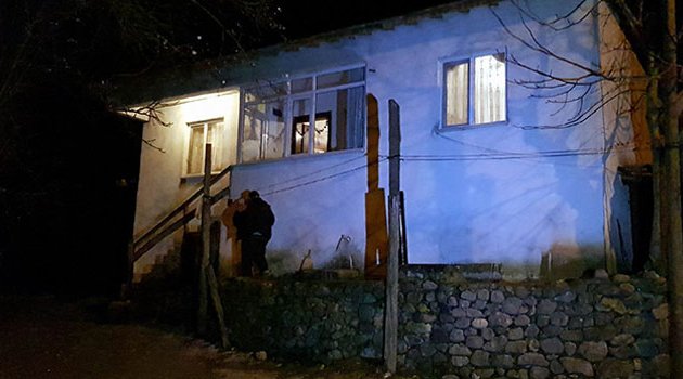 3 kişiyi öldürdü 4 kişiyi yaraladı sosyal medyadan yayın yaptı