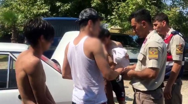 5 Suriyeli, kız çocuğuna tacizde bulundu
