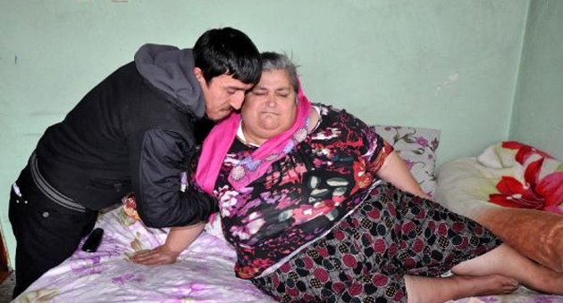 5 yılda 100 kilo aldı