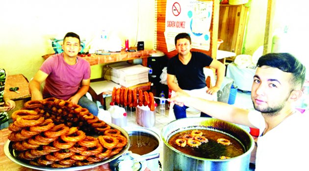 50 yıldır babadan oğula süren gelenek