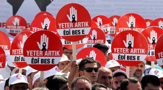 565 sivil toplum örgütü PKK'ya silah bırak çağrısı yaptı