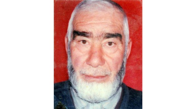 77 yaşındaki adam evinde bıçaklanarak öldürüldü
