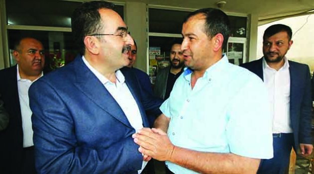 Abdullah Doğru Pozantı’da halkla kucaklaştı