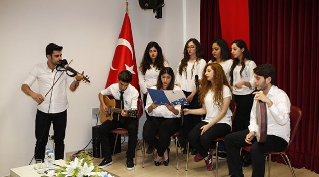 ABTÜ Çanakkale Şehitlerini Şiirler ve Türkülerle Andı