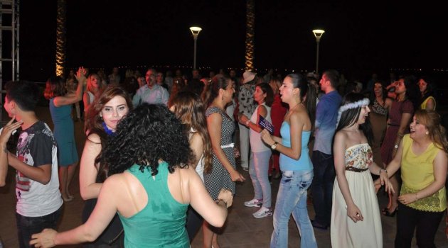 Acıbadem yaza merhaba dedi