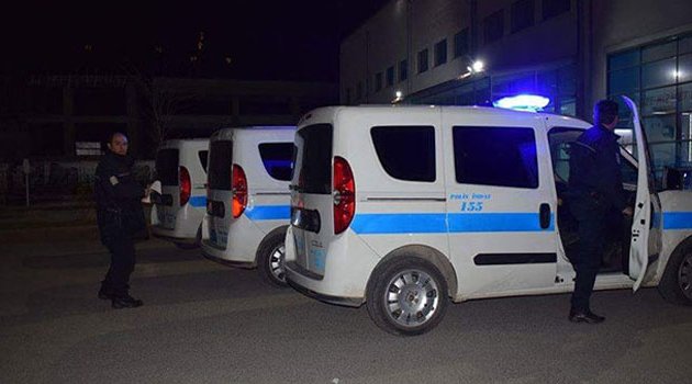 Acil serviste bıçaklı kavga! Yaralılar var