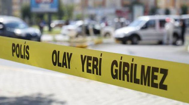 Acil serviste önce çalışanı vurdu sonra kafasına sıktı