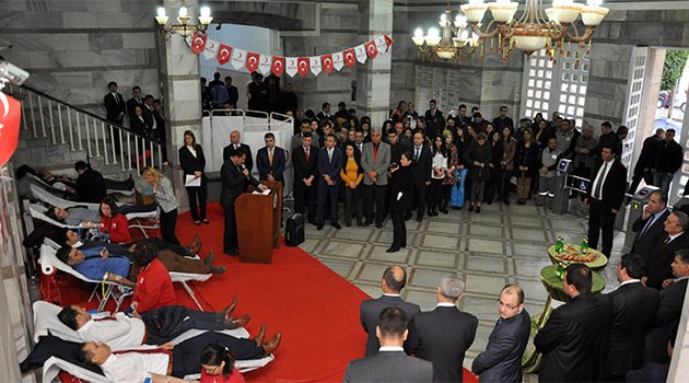 Adana Adliyesi’nde kan bağışı kampanyası