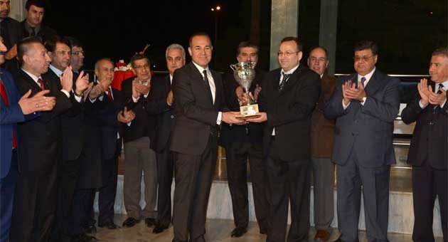Adana Büyükşehir Belediye Başkanlığı Koşusu yapıldı