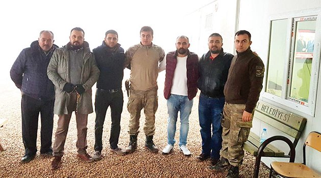 Adana Çevirme Radar Grubu Mehmetçiklere moral verdi