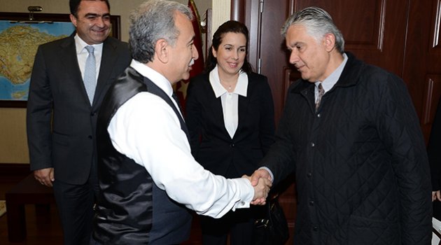 Adana Çiftçiler Birliği Yeni Yönetimi, Vali Büyük’ü Ziyaret Etti