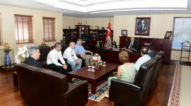 Adana Çiftçiler Birliği yönetimi, Vali Demirtaş’ı ziyaret etti