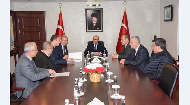 Adana’da ayakkabıcılar küçük sanayi sitesi kurulması ile ilgili protokol imzalandı