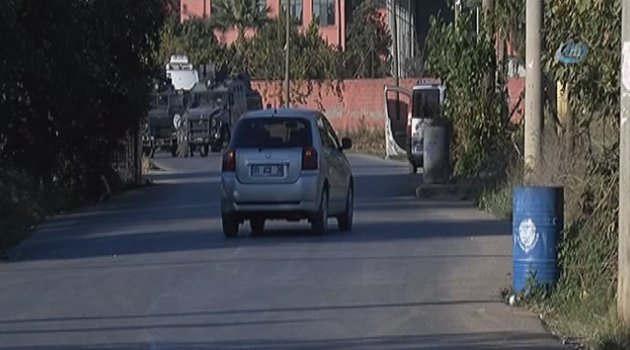 Adana’da bombalı araç ele geçirildi