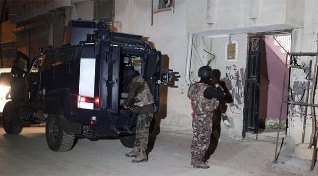 Adana’da DEAŞ operasyonu: 14 gözaltı
