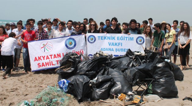 Adana’da deniz kaplumbağalarının yaşam alanları temizlendi