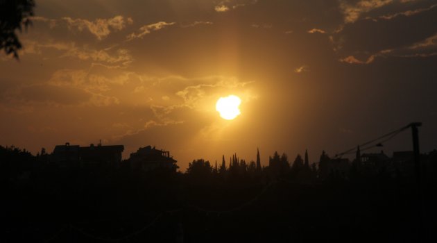 Adana’da gün batımı büyüledi