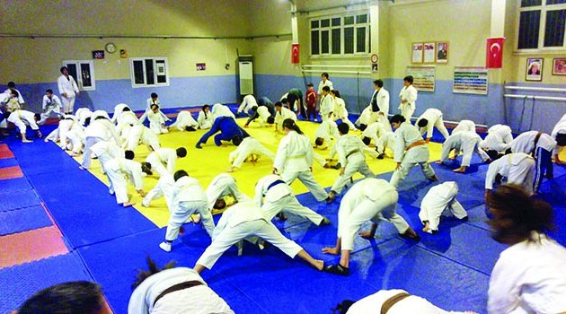 Adana’da judo şahlanıyor