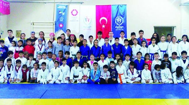 Adana’da judoyu  sevdiren hoca YUSUF UNCULAR