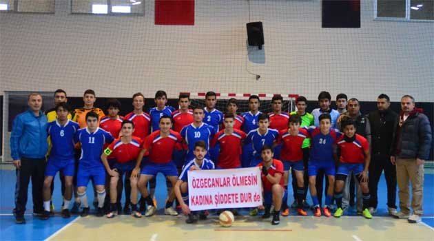 Adana’da Okullarası Genç Erkekler Futsal Müsabakaları
